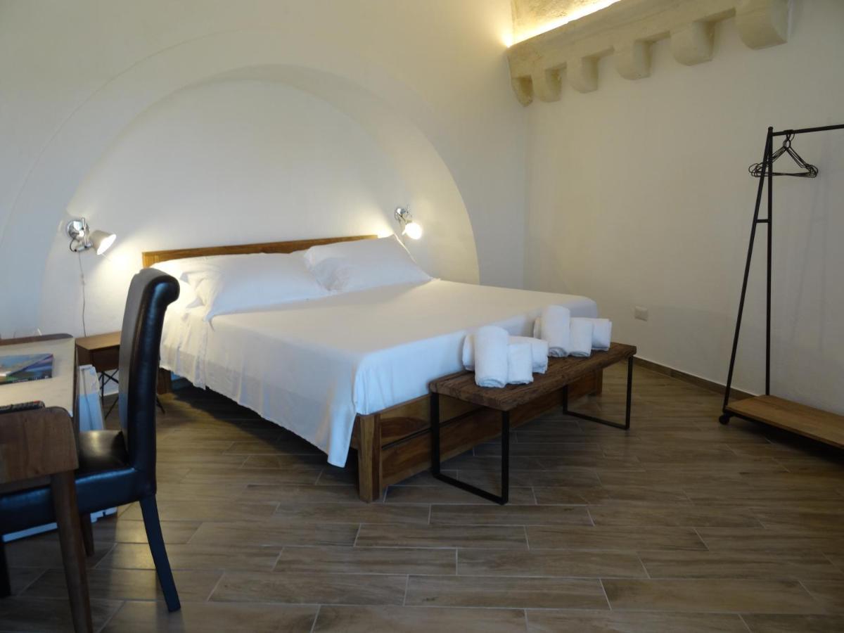 La Dimora Delle 3 Zie Hotel มาเตรา ภายนอก รูปภาพ