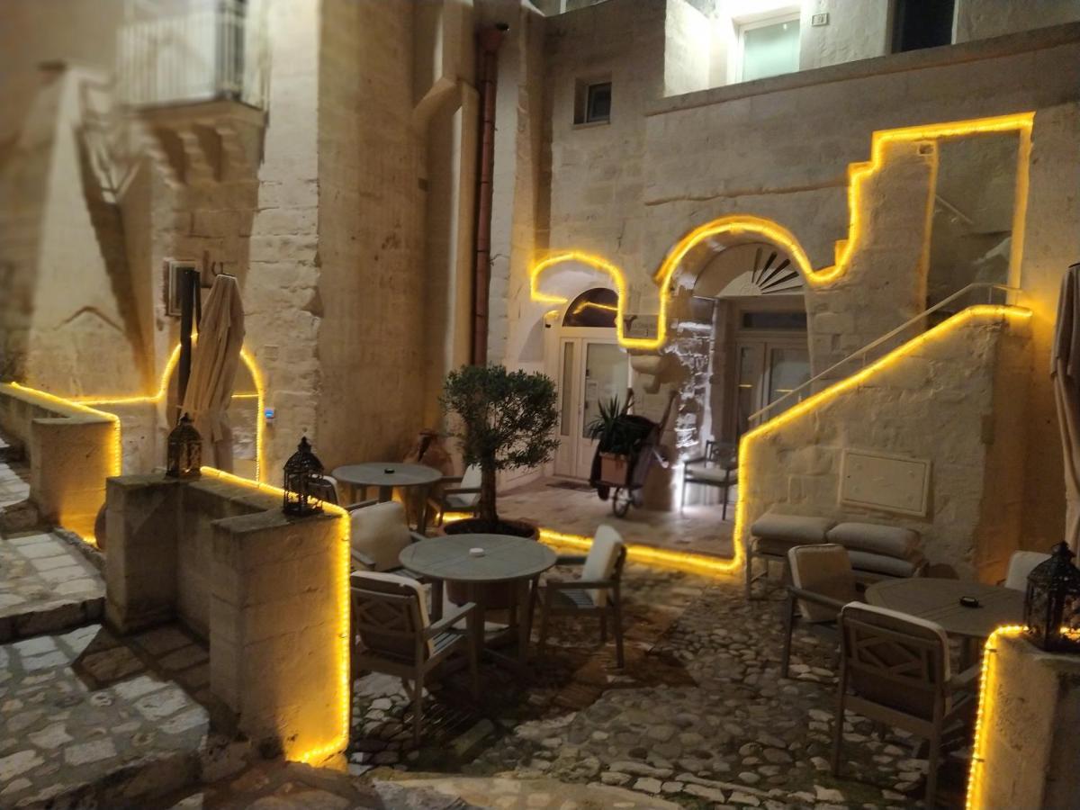 La Dimora Delle 3 Zie Hotel มาเตรา ภายนอก รูปภาพ